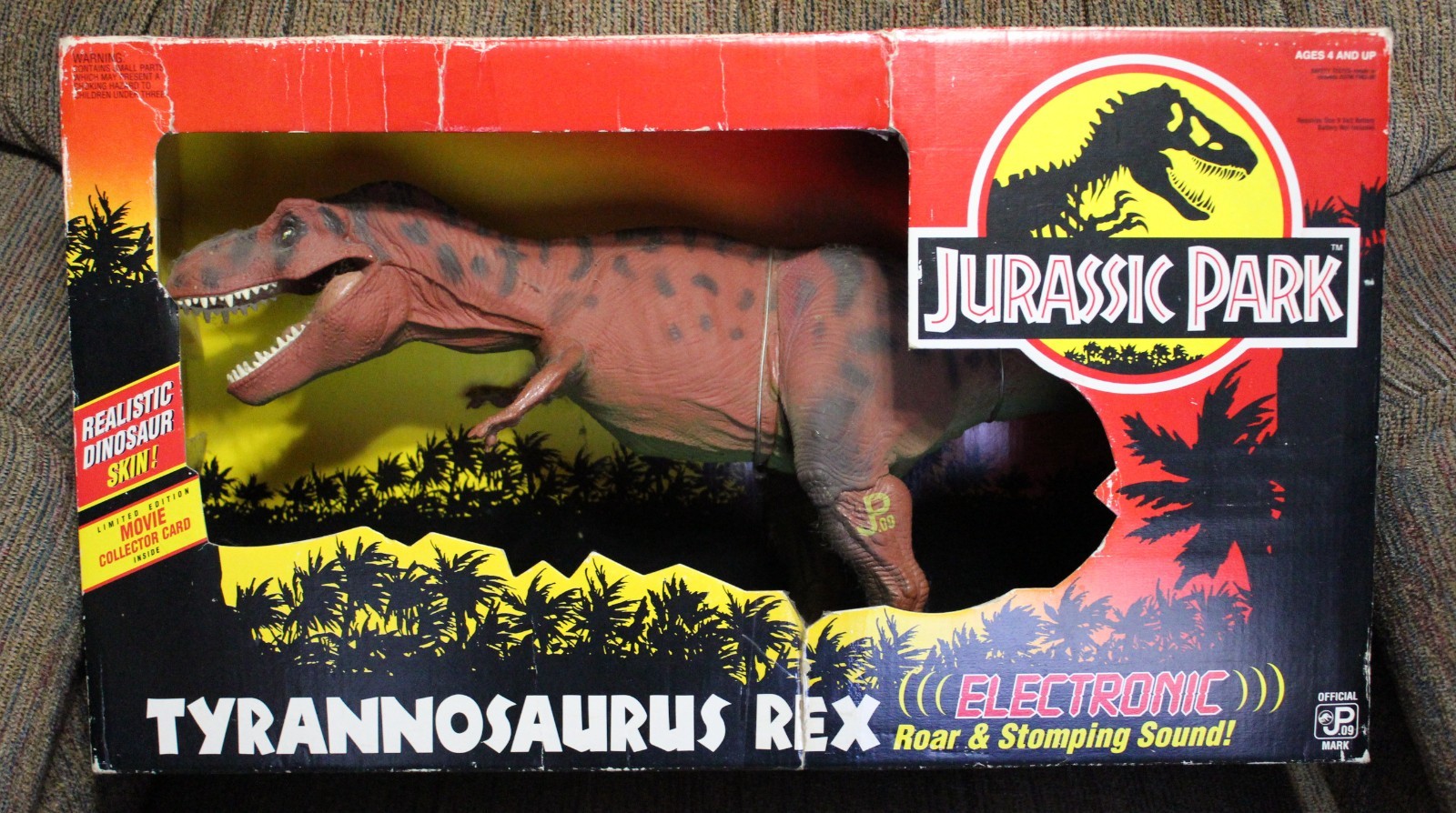 1993 Vintage Kenner Jurassic Park electronic Tyrannosaurus Rex JP09 in box