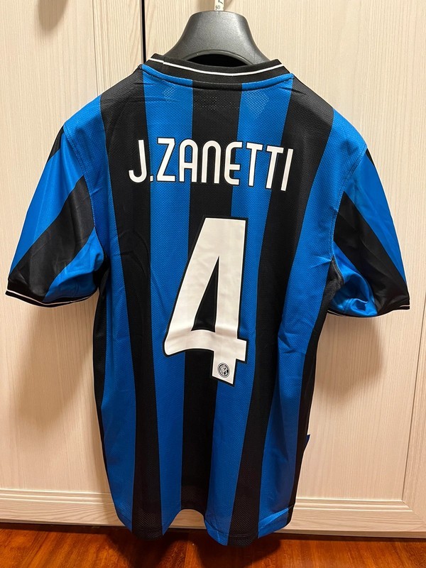 Jersey Retro Inter Milan 2010 Champions League Final Madrid Shirt Milito Vintage