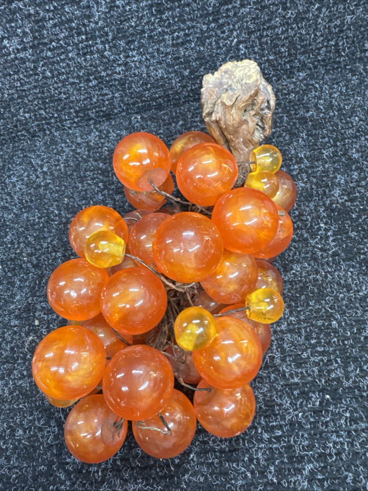 Lucite Acrylic Grapes Cluster Amber Orange Vintage MCM 40+ Lucite Acrylic Grapes Cluster Amber Orange Vintage MCM 40+