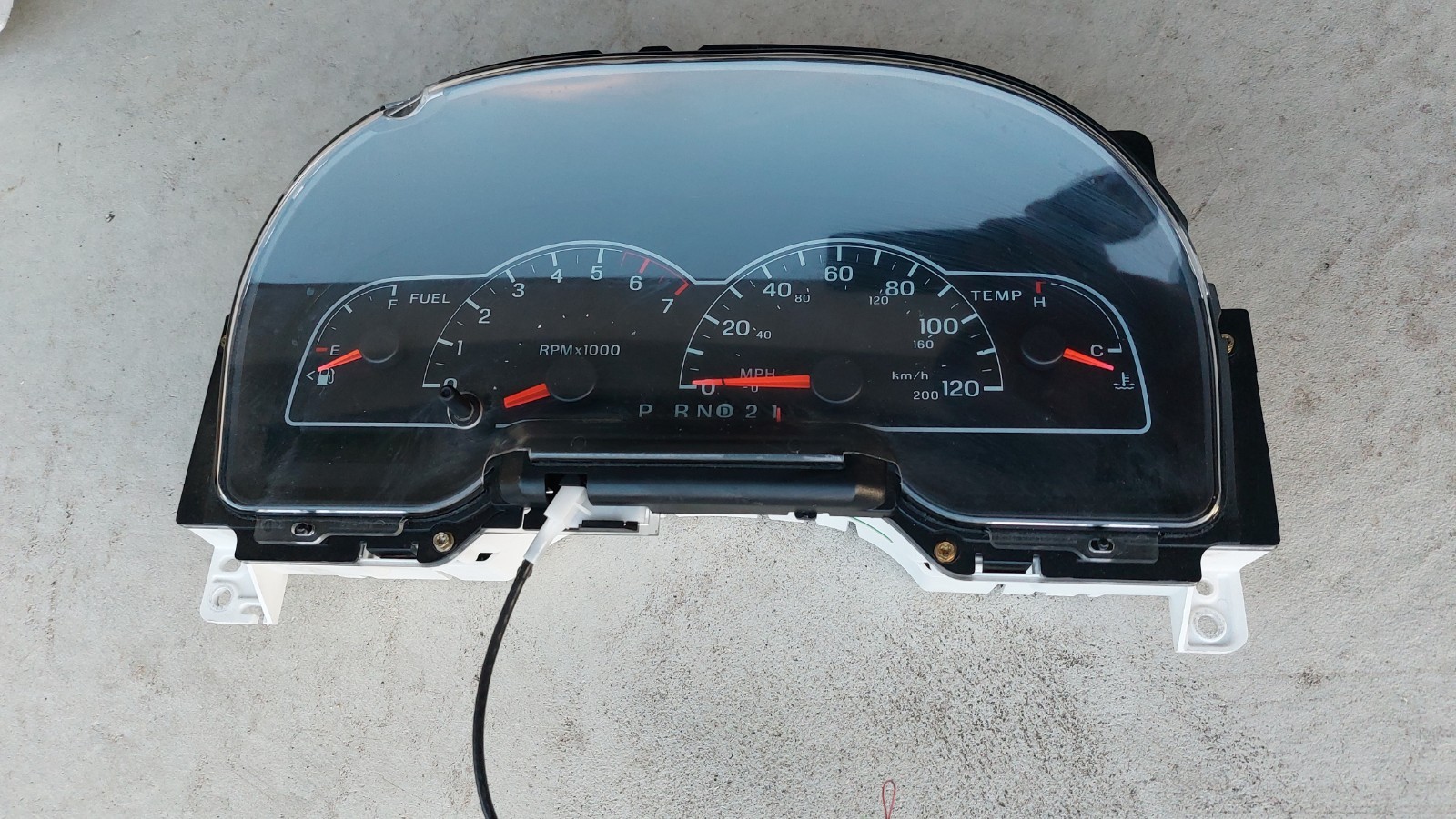 2000 - 2003  Ford Windstar Speedometer Cluster w/o Messaging Tested OEM 250K