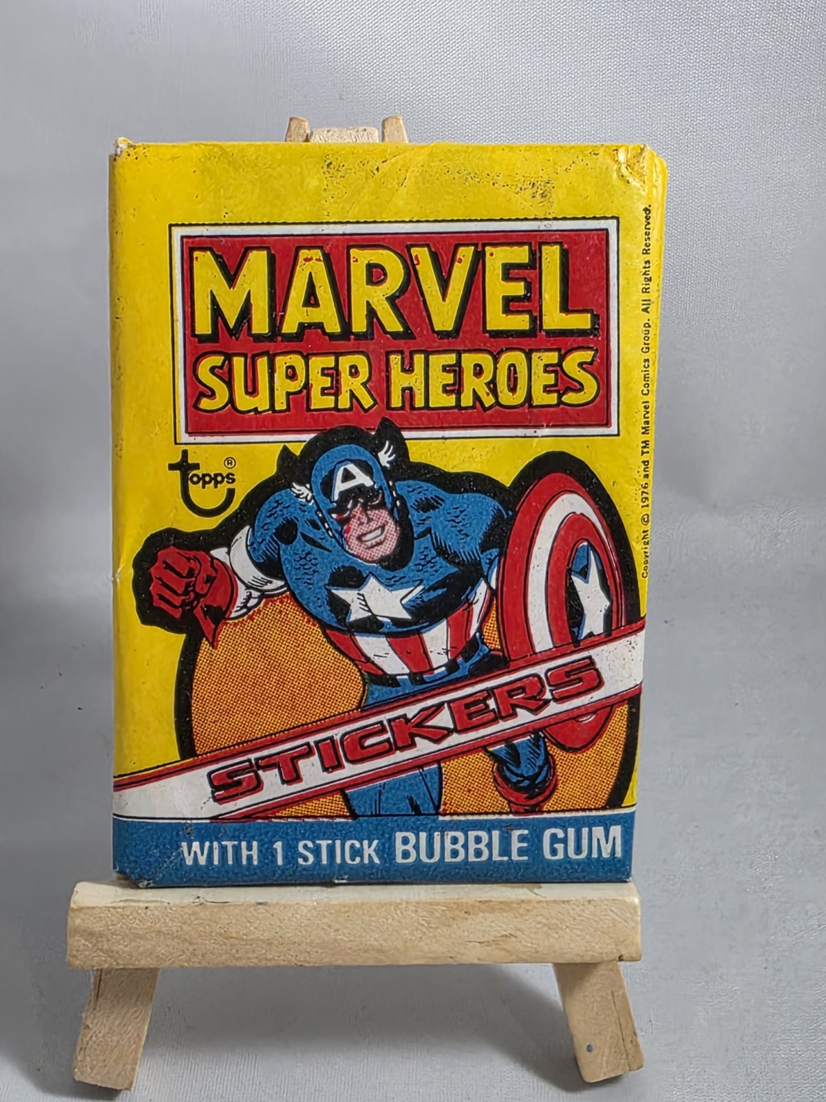 Vintage 1976 Topps Marvel Super Heroes Sticker Wax Pack Captain America Vintage 1976 Topps Marvel Super Heroes Sticker Wax Pack Captain America