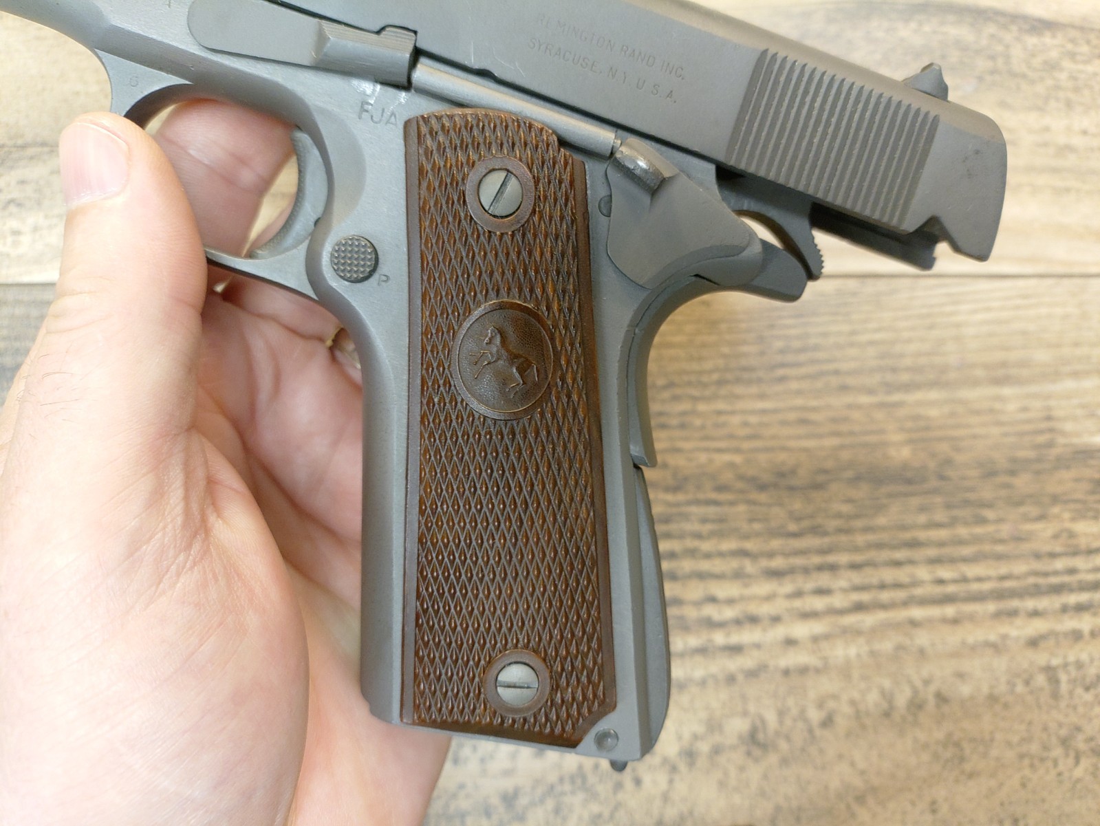 Colt Vintage 1911 40\'s-60\'s Commercial Hollow Back Coltwood Grips FitTested 2292
