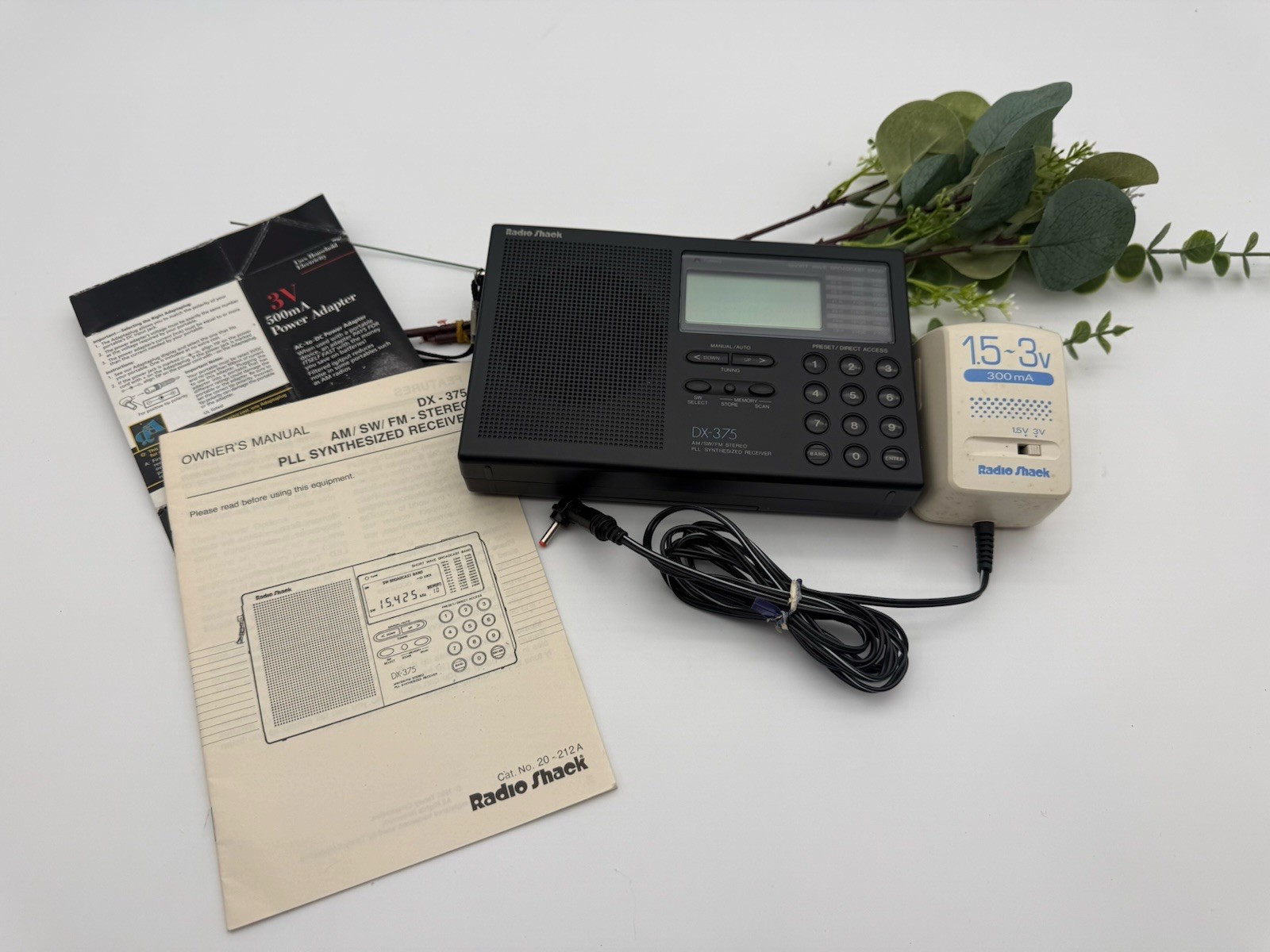Radio Shack DX-375 AM/FM/SW PLL Synthesized Receiver + AC Adapter Manuals EUC