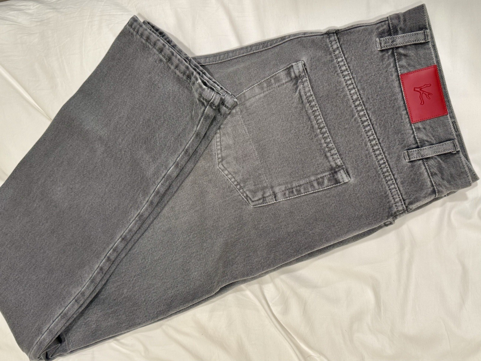 NWT $1125 ISAIA Men\'s Gray Denim Jeans 100% Cotton Med Wash Regular Fit 5-Pocket