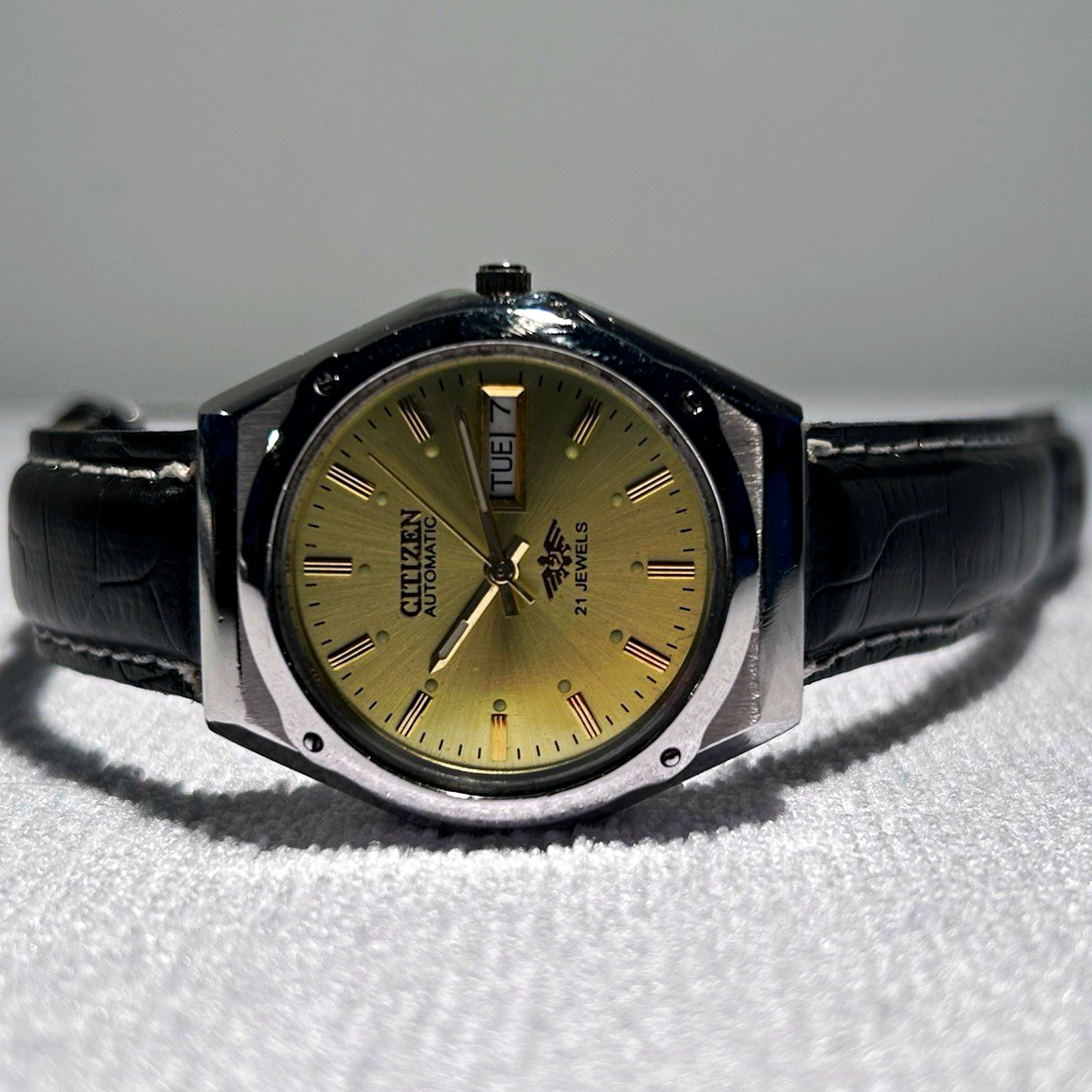 Citizen Eagle 7 Automatic Men\'s 21 Jewels Day/Date Gold Dial 36mm Wrist Watch Citizen Eagle 7 Automatic Men\'s 21 Jewels Day/Date Gold Dial 36mm Wrist Watch