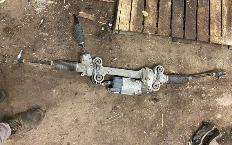 2015-2016 Chevy Colorado Steering Gear Power Rack & Pinion Assembly 4x2 OEM 2015-2016 Chevy Colorado Steering Gear Power Rack & Pinion Assembly 4x2 OEM