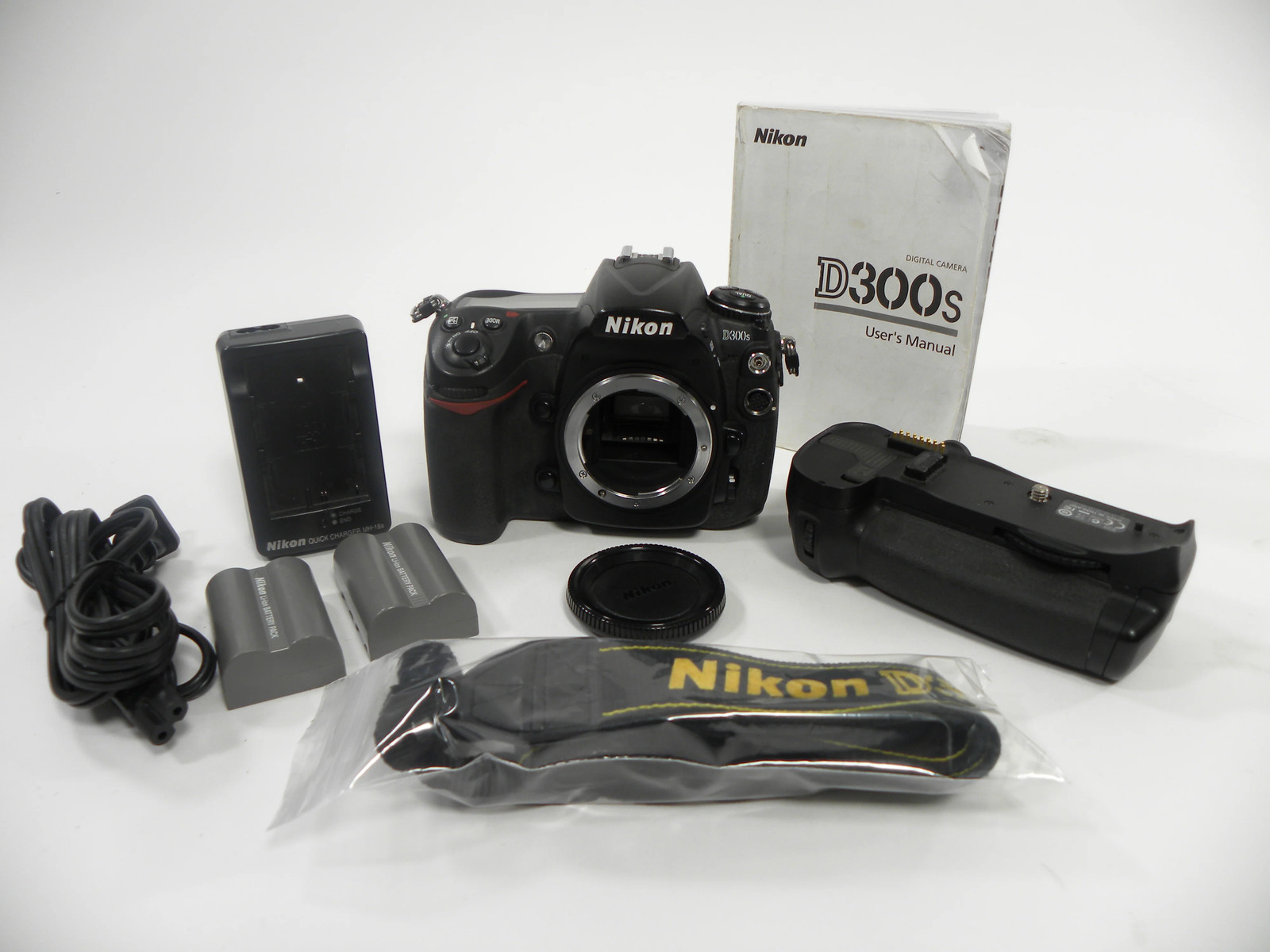 Nikon D300s 12.3mp Digital SLR body Only Shutter Ct. 37,420 Nikon D300s 12.3mp Digital SLR body Only Shutter Ct. 37,420