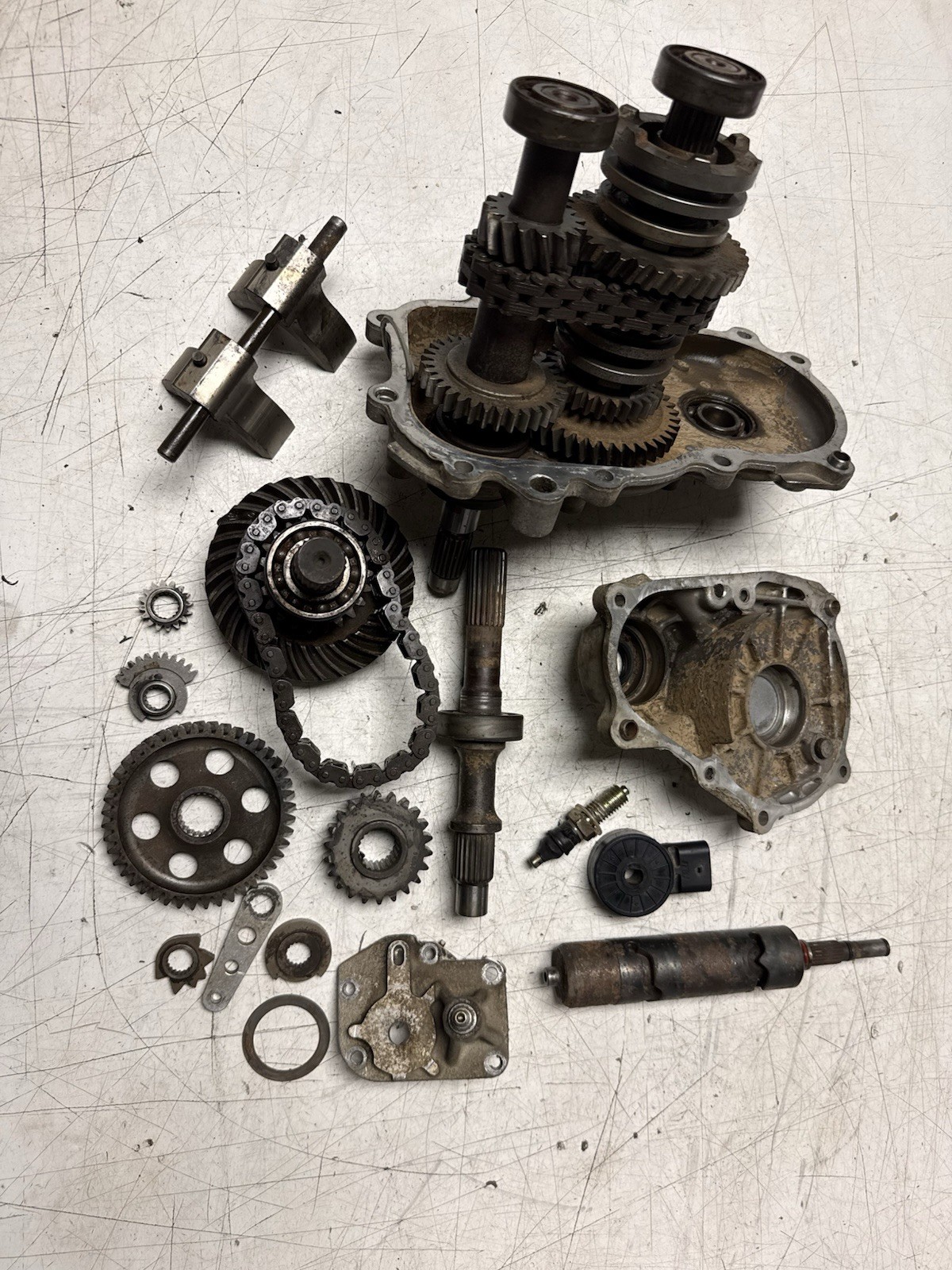 2002-2004 Polaris Sportsman 700 Transmission Parts Lot 2002-2004 Polaris Sportsman 700 Transmission Parts Lot