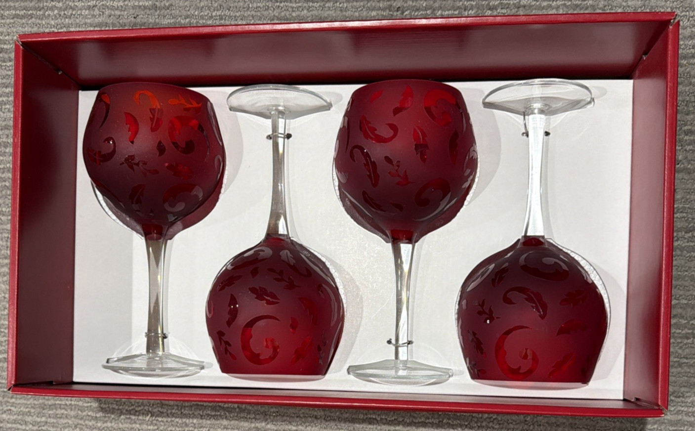 Coldwater Creek Red Decorated Abstract Wine Glasses Set of (4) - 8.5\ Coldwater Creek Red Decorated Abstract Wine Glasses Set of (4) - 8.5\