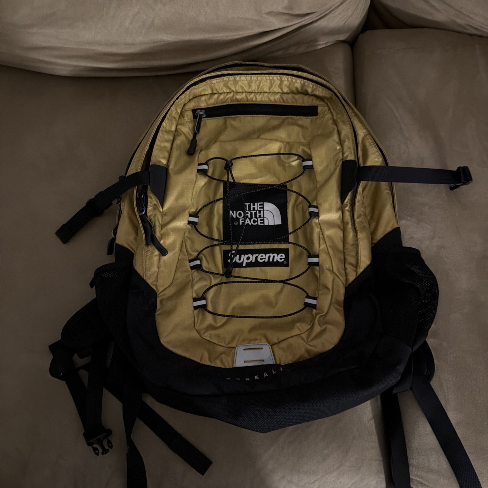 THE NORTH FACE Supreme Borealis Men\'s Backpack 18SS NF0A3KW1 Gold Nylon Limited