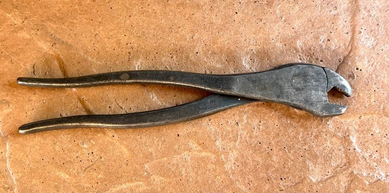 Vintage Utica Tools #524-7 Terminal Pliers USA Vintage Utica Tools #524-7 Terminal Pliers USA