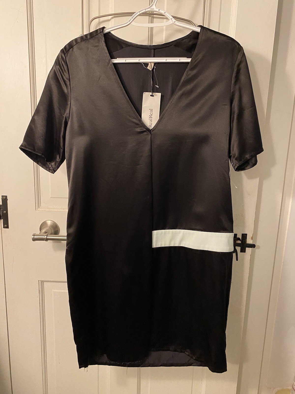 J Brand- The RealReal NWT Women’s S Black Short Sleeve Shift Dress J Brand- The RealReal NWT Women’s S Black Short Sleeve Shift Dress