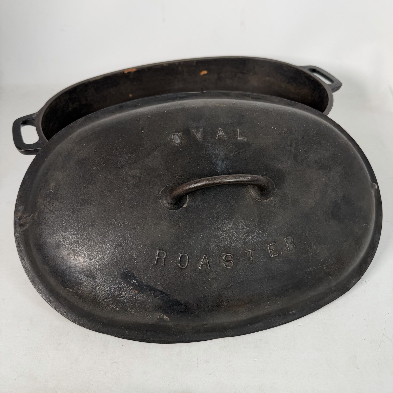 Griswold Cast Iron #5 Fully Marked Oval Roaster