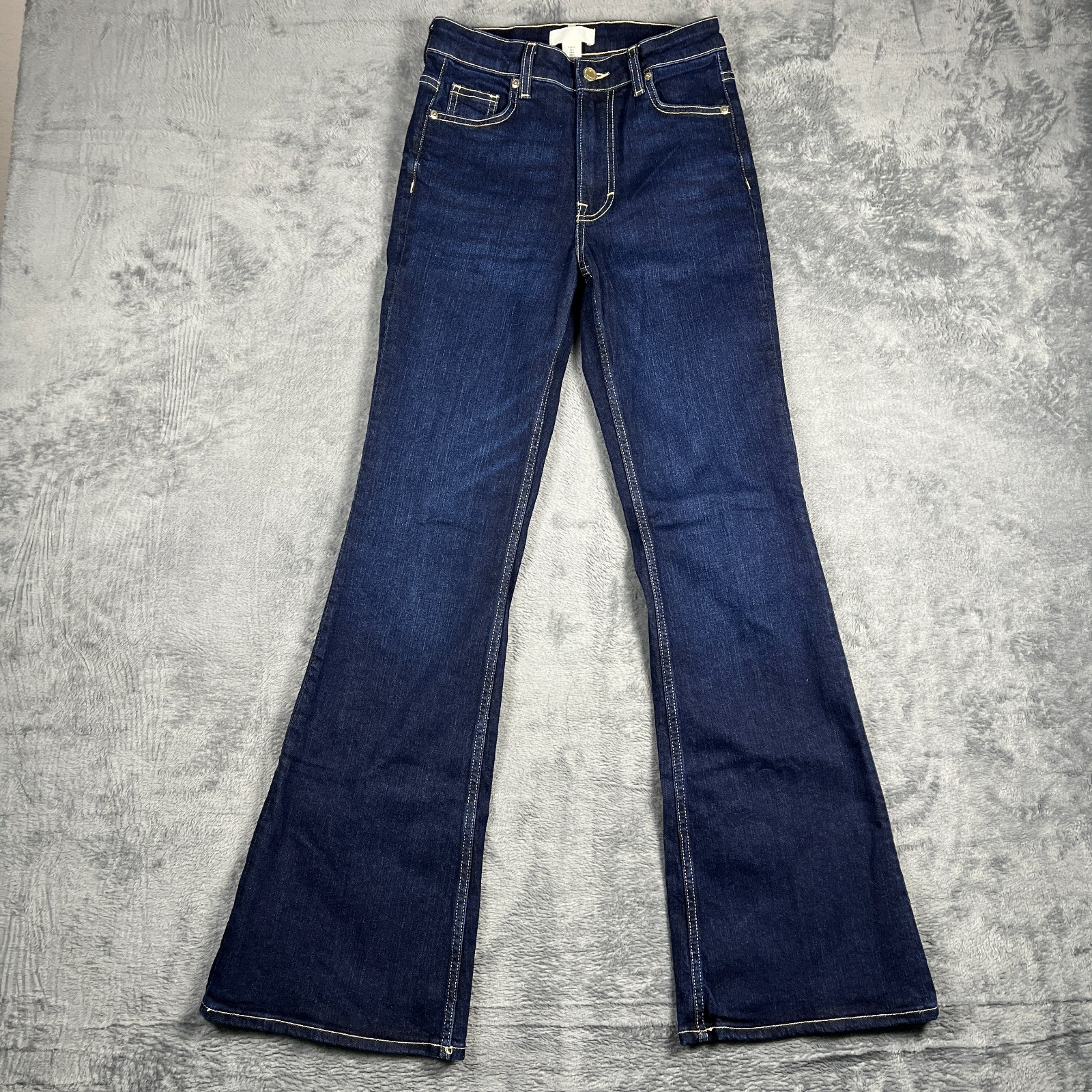 H&M Jeans Womens 4 Blue Denim Cotton Dark Wash Contrast Stitching Flared Leg H&M Jeans Womens 4 Blue Denim Cotton Dark Wash Contrast Stitching Flared Leg