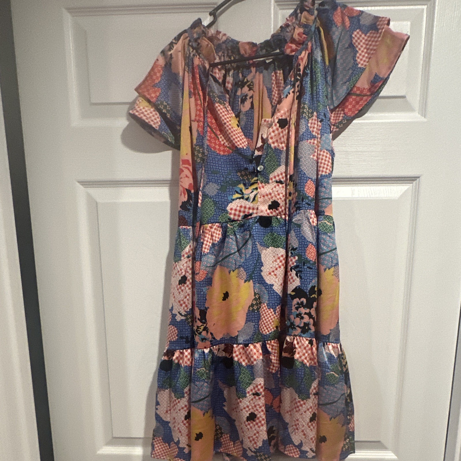 entro Brand Woman’s Dress Size Small entro Brand Woman’s Dress Size Small