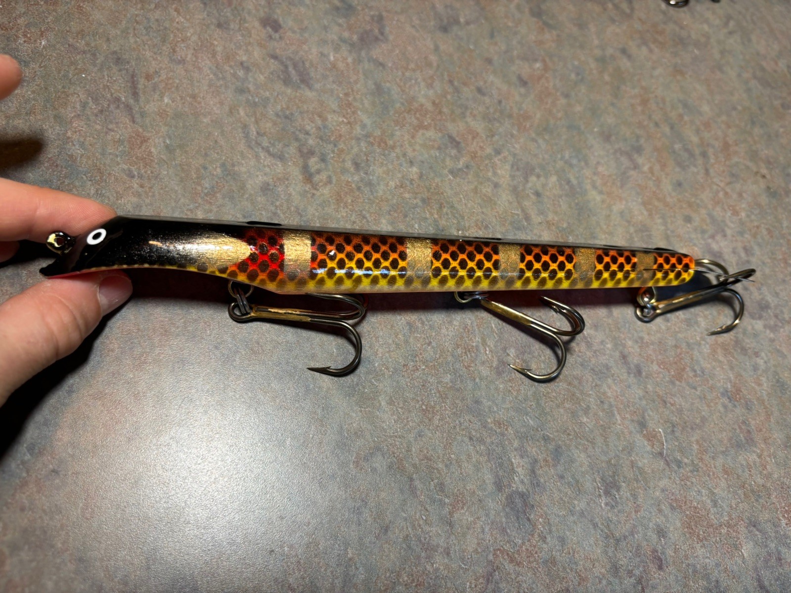 9” Suick Thriller Weighted Mud Puppy TRO custom Wood Jerkbait Musky Lure