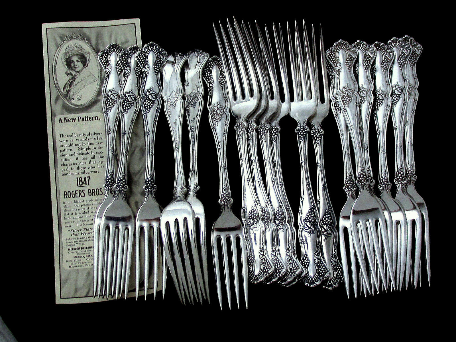 🥇 VINTAGE GRAPE 1847 ROGERS DINNER FORK 7 ½” NOUVEAU c. 1904 ⭐⭐⭐⭐⭐ PRICE PER PC 🥇 VINTAGE GRAPE 1847 ROGERS DINNER FORK 7 ½” NOUVEAU c. 1904 ⭐⭐⭐⭐⭐ PRICE PER PC