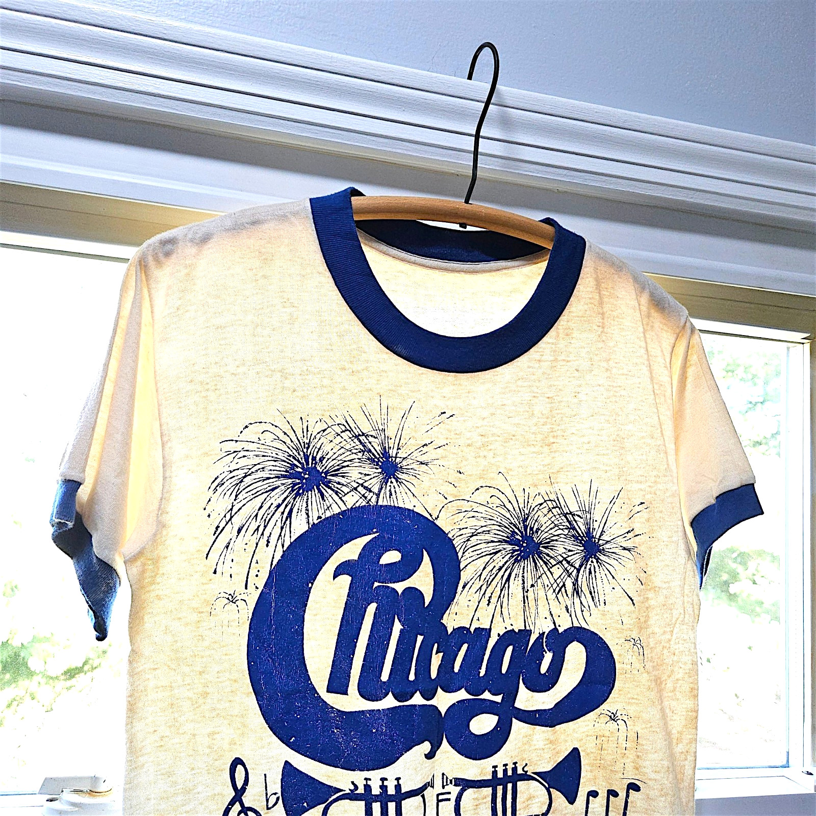 Vintage 1976 Chicago Band T Shirt  Vtg 70s Sz M Single Stitch Ringer Promo Tee