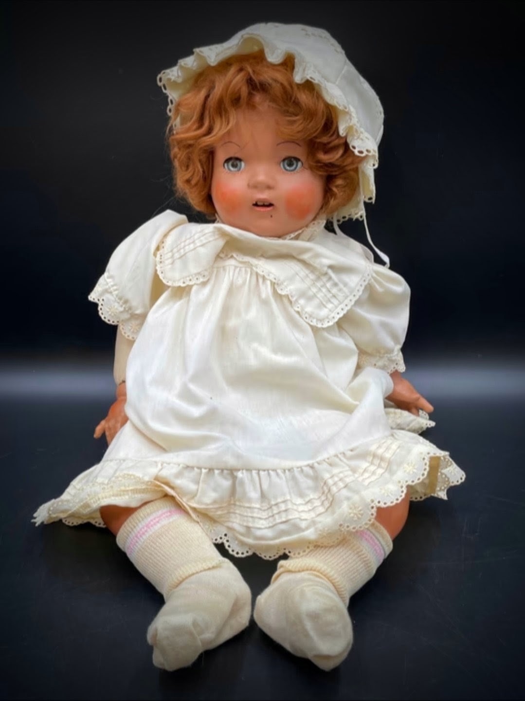 23\