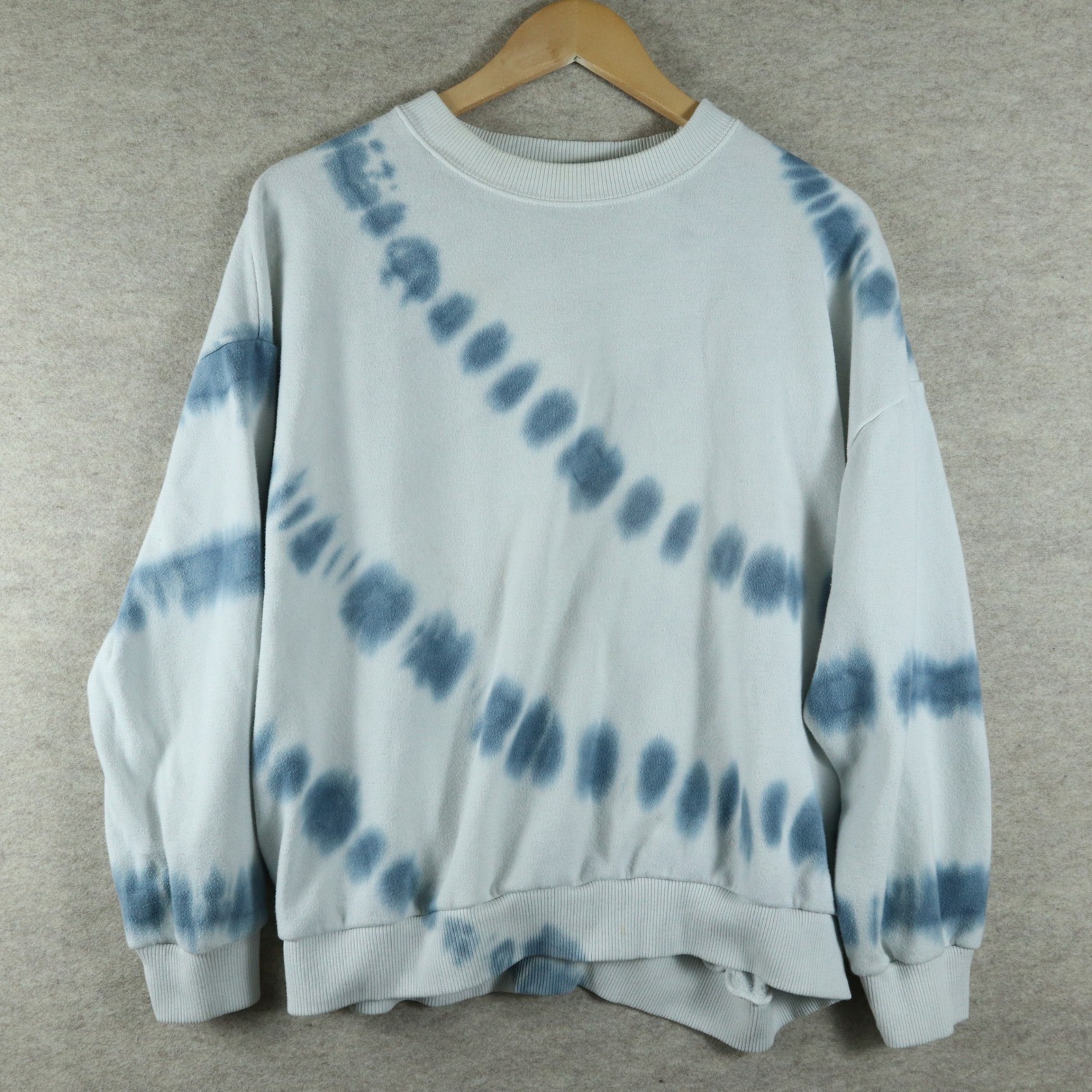 American Eagle Sweatshirt Medium Tie-Dye Y2K Ahh-mazingly Soft Crewneck American Eagle Sweatshirt Medium Tie-Dye Y2K Ahh-mazingly Soft Crewneck