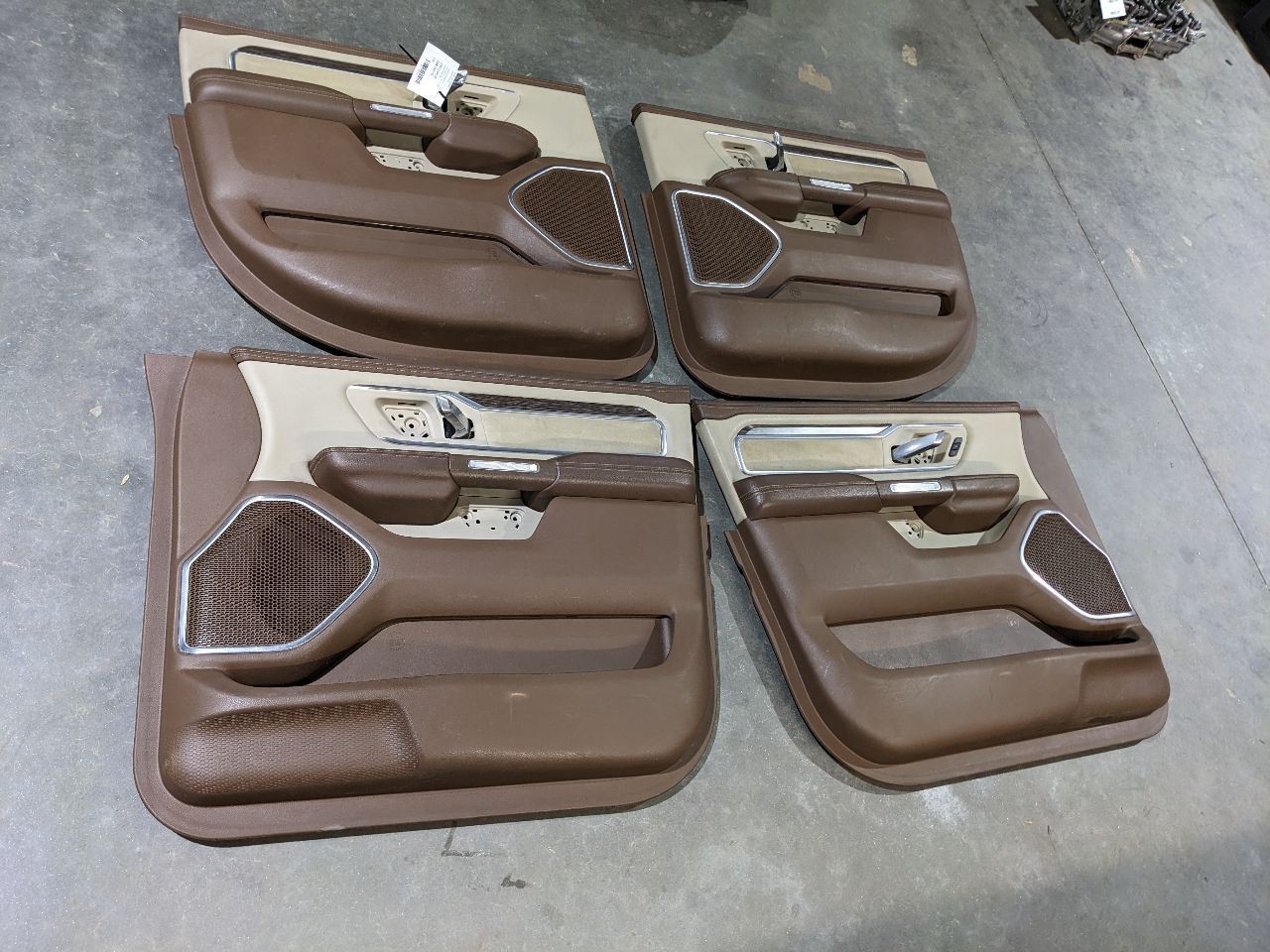 2019 RAM 1500 NEW LARAMIE COMPLETE SET FRONT & REAR DOOR PANELS  116554
