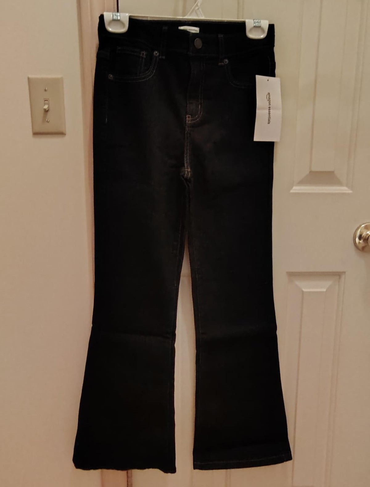 Everlane Women\'s Black Dark Wash Denim Flared Jeans Slim Fit Mid Rise 5-Pocket Everlane Women\'s Black Dark Wash Denim Flared Jeans Slim Fit Mid Rise 5-Pocket