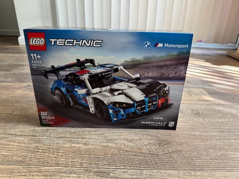 LEGO® Technic™ BMW M4 GT3 EVO Race Car 42226-BRAND NEW-FULL BOX - 