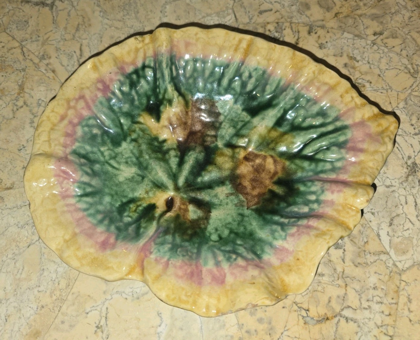 Etruscan Majolica Begonia Leaf Dish - See Photos