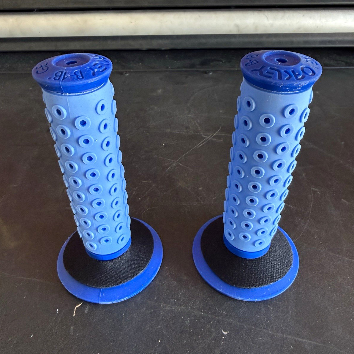 Oakley B-1B Blue BMX Slip-On Rubber Handlebar Grips Pair w/ Bar Ends