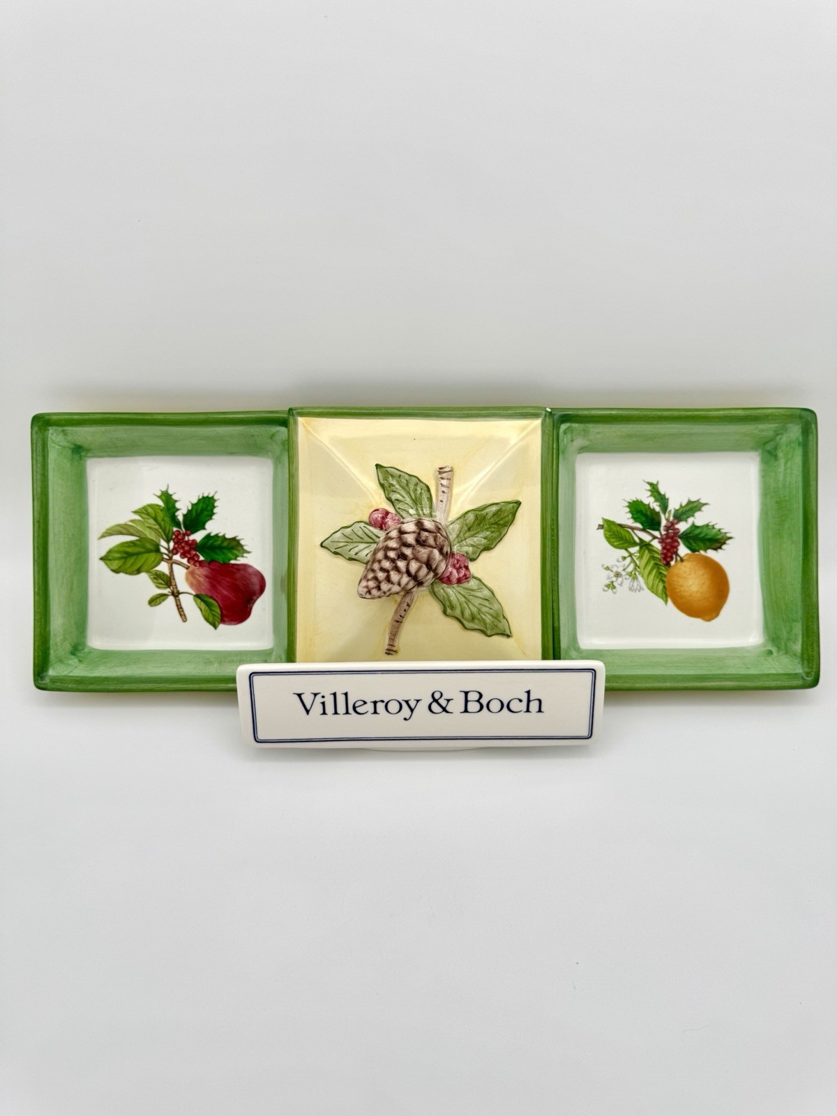 Villeroy & Boch French Noel - 3 Part Relish w/ Center Lid, 16 1/4