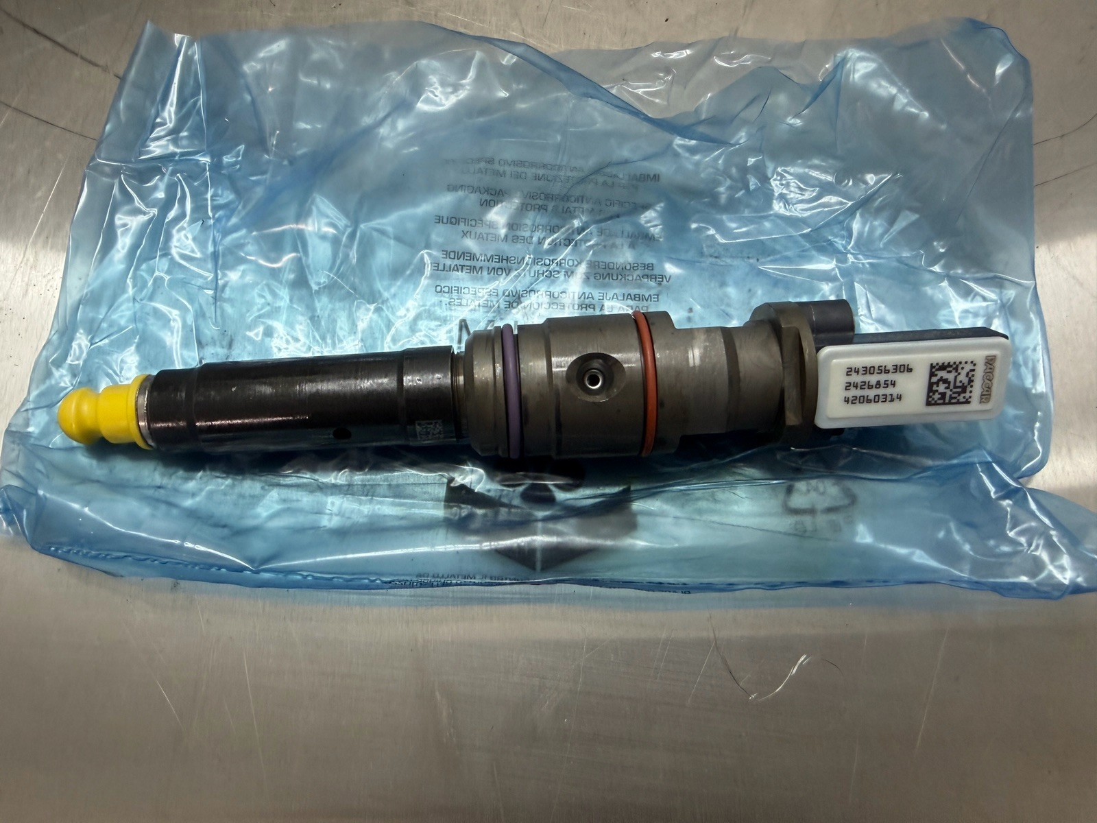 New Genuine Paccar Fuel Injector MX11 MX13 EPA21 EPA24 2426856PEX OEM Delphi
