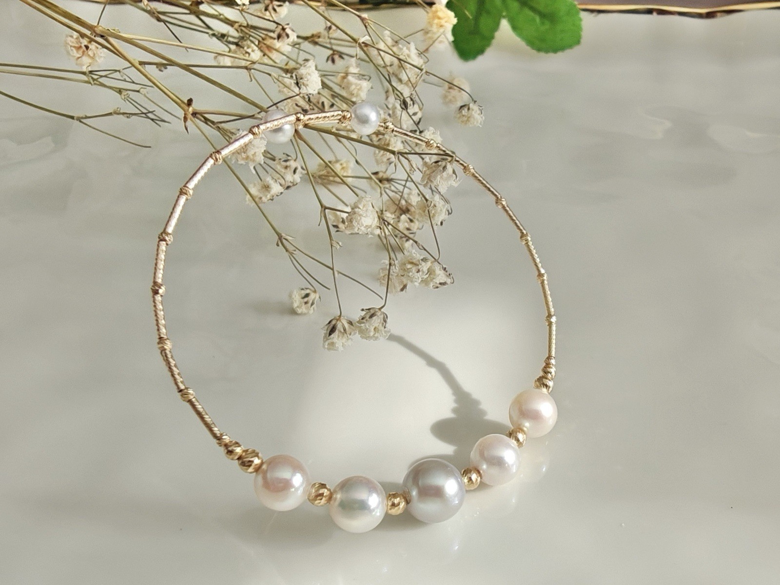 Solid 18K Gold Akoya Pearl Bracelet 8.5-9mm Silver Blue-Gray White Pink