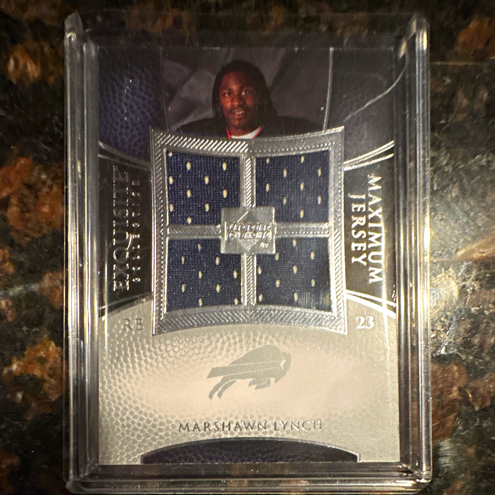 Upper Deck 2007 Exquisite Marshawn Lynch Bills Maximum Jersey XXL-ML2 RC MEM /75 Upper Deck 2007 Exquisite Marshawn Lynch Bills Maximum Jersey XXL-ML2 RC MEM /75