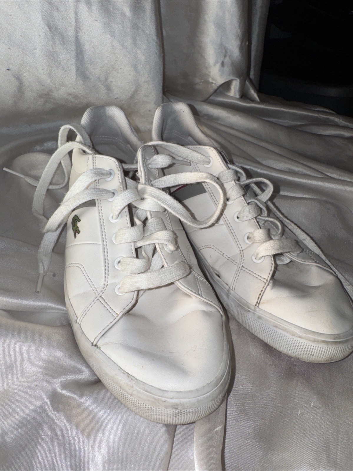 White Lacoste Lerond Pro sneakers White Lacoste Lerond Pro sneakers