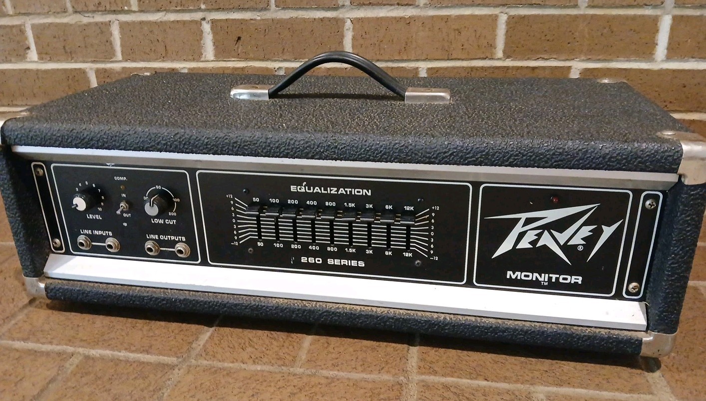 Peavy 260C Series Monitor Power Amp Head Equalization 130W; 4 OHMS *Vintage* Peavy 260C Series Monitor Power Amp Head Equalization 130W; 4 OHMS *Vintage*