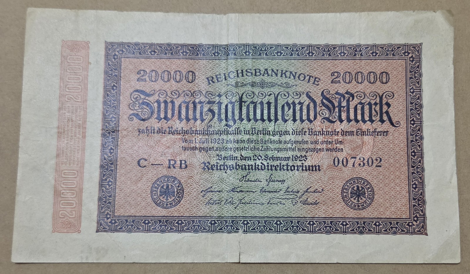 WEIMAR REPUBLIC (GERMANY) / 20,000 MARK BANKNOTE (SEPTEMBER 20, 1923 / TORN)