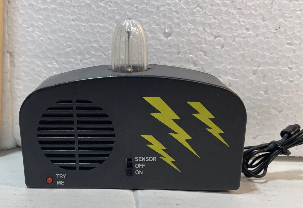 Vintage TAKE ONE SOUND EFFECTS FX BOX THUNDER LIGHTNING HALLOWEEN DECOR Sensor Vintage TAKE ONE SOUND EFFECTS FX BOX THUNDER LIGHTNING HALLOWEEN DECOR Sensor