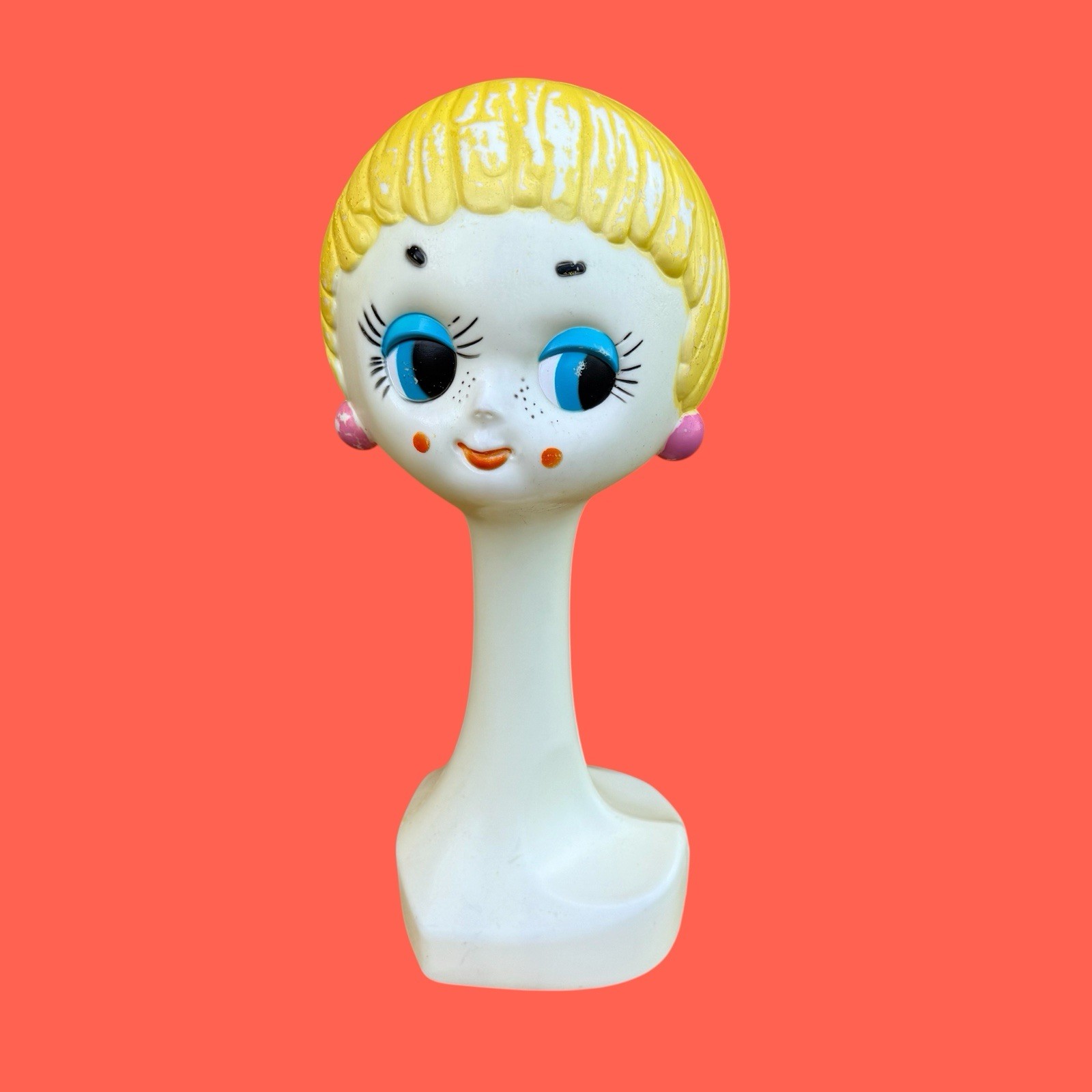 VTG Retro 1960’s Blond Twiggy Head Display Stand VTG Retro 1960’s Blond Twiggy Head Display Stand