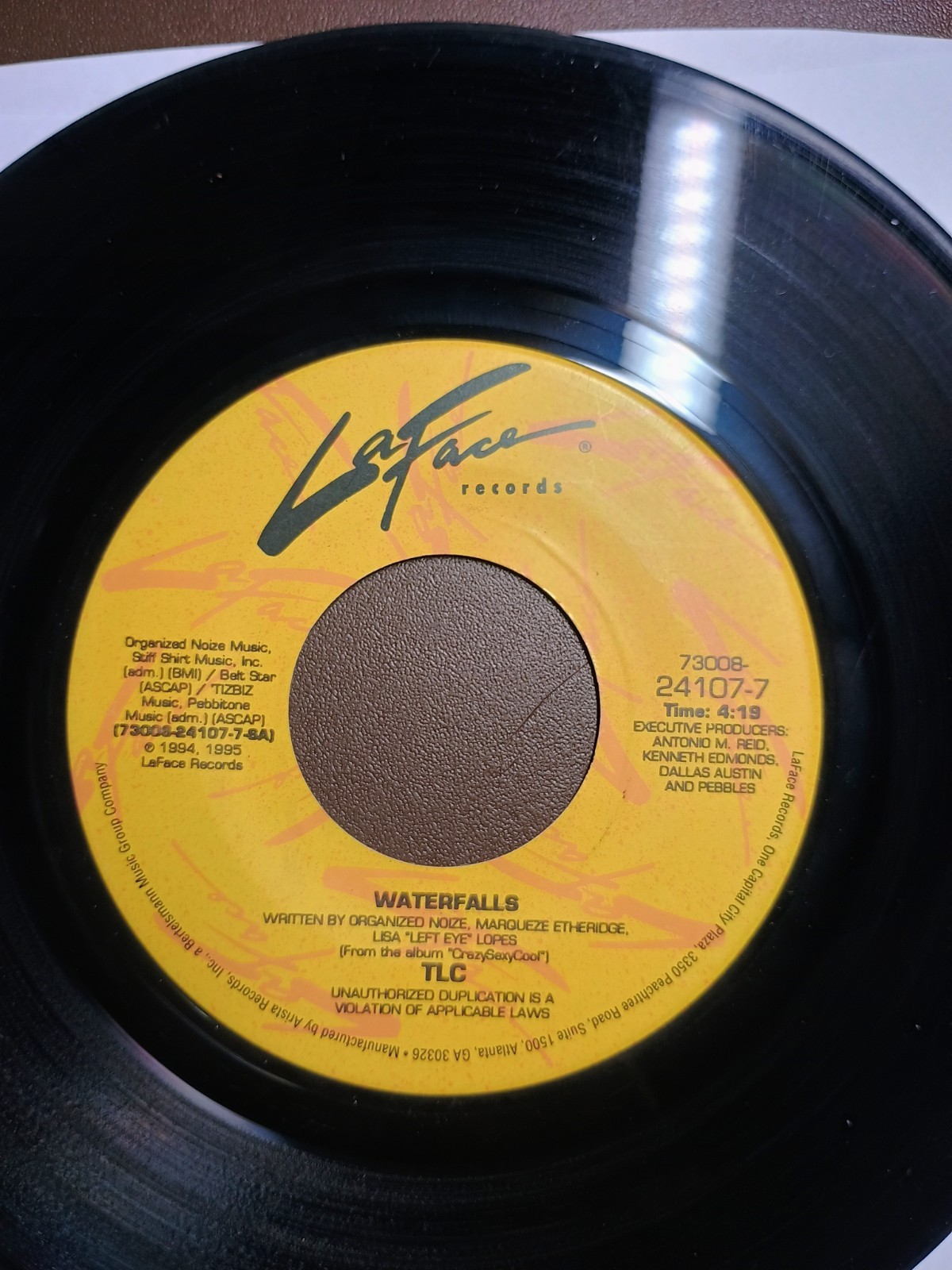 TLC Waterfalls 👂HEAR🎵 45RPM Vinyl Record