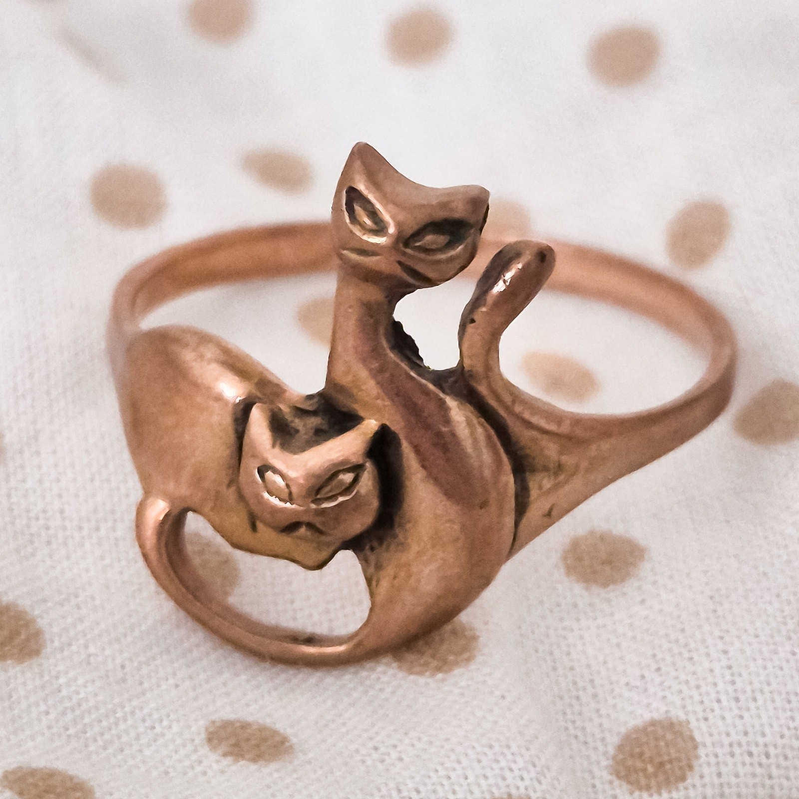 Vintage Double Cat Sculptural Statement Ring Copper Tone 20mm
