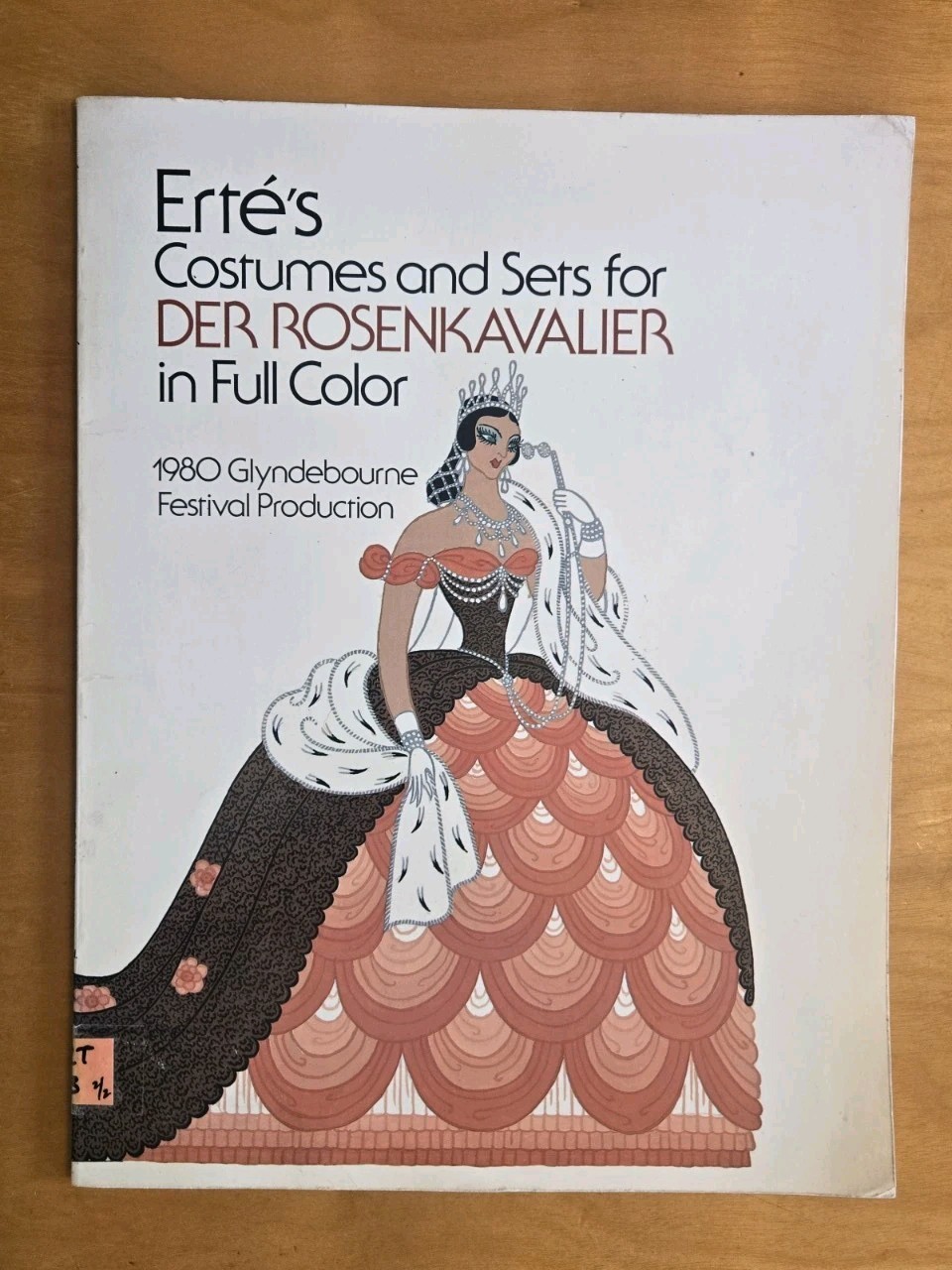 ERTE\'S COSTUMES & SETS FOR \
