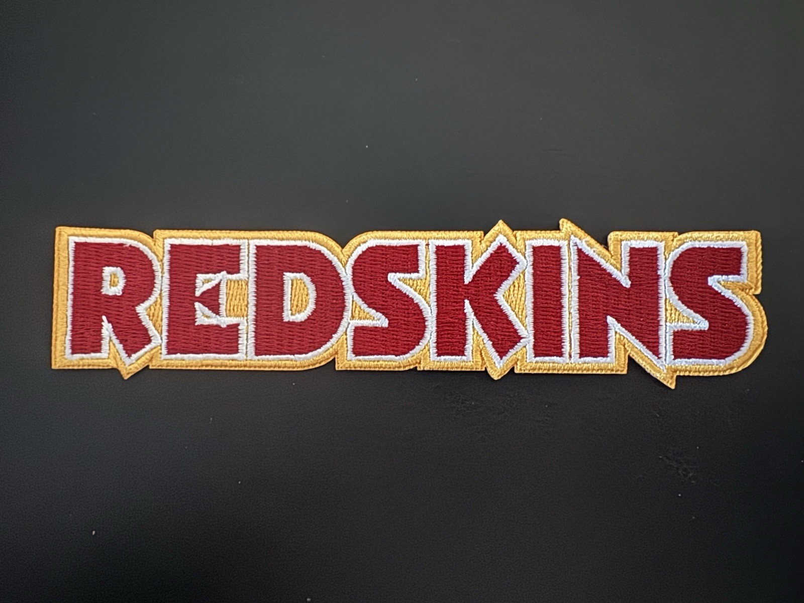 RETRO VINTAGE WASHINGTON REDSKINS ORIGINAL SCRIPT LOGO PATCH NEW-OLD STOCK π RETRO VINTAGE WASHINGTON REDSKINS ORIGINAL SCRIPT LOGO PATCH NEW-OLD STOCK π