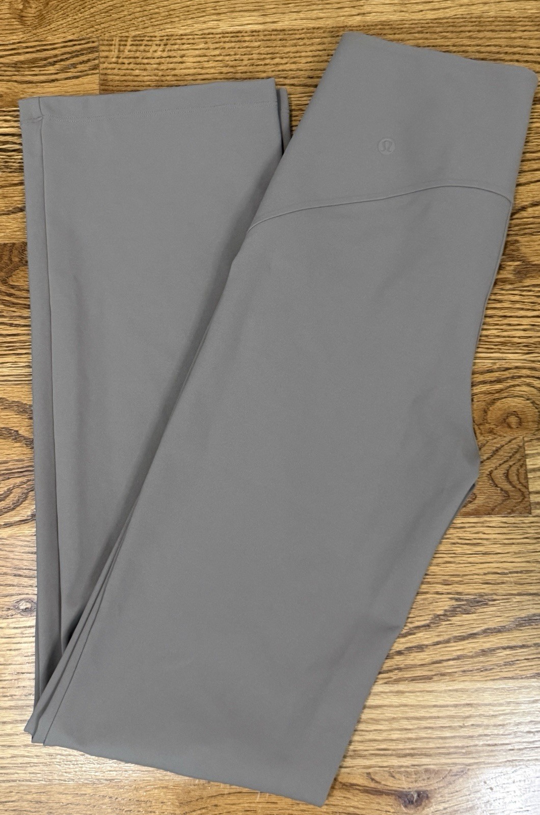 Lululemon Smooth Fit Pull-On High-Rise Pant Style LW5GHAS Regular Sz 6 Lululemon Smooth Fit Pull-On High-Rise Pant Style LW5GHAS Regular Sz 6