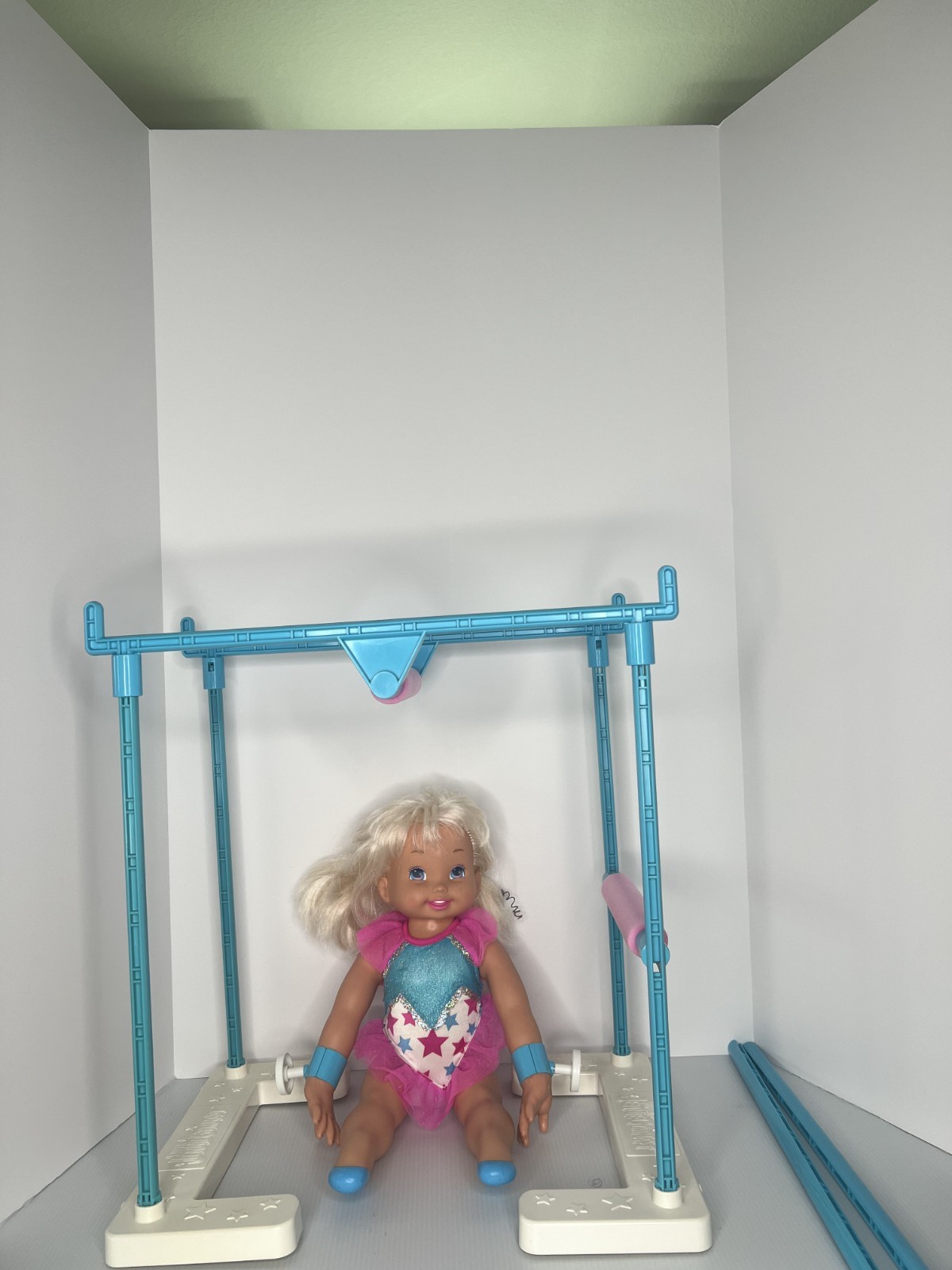 Angelia Mor's Vintage 1995 Mattel Super Jennie Gymnast Doll Bars Remote Works