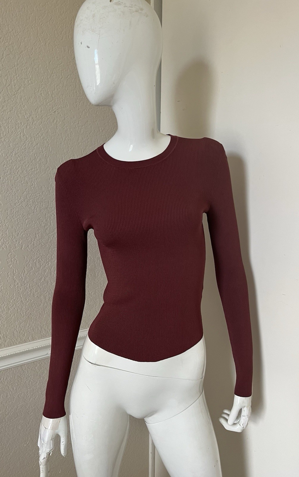 BABATON ARITZIA NEW Burgundy Rust Ribbed Viscose Crew Neck Long Sleeve Top Sz S
