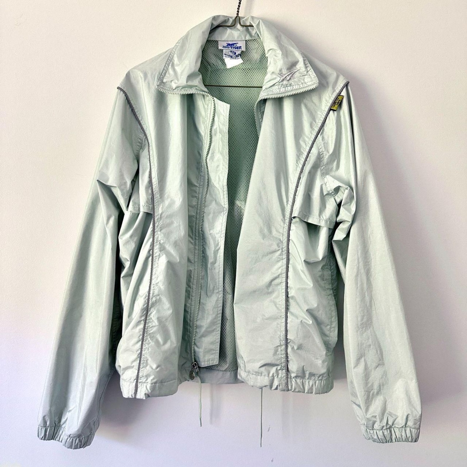 Vintage ASICS mint green full-zip windbreaker jacket Gore-Tex