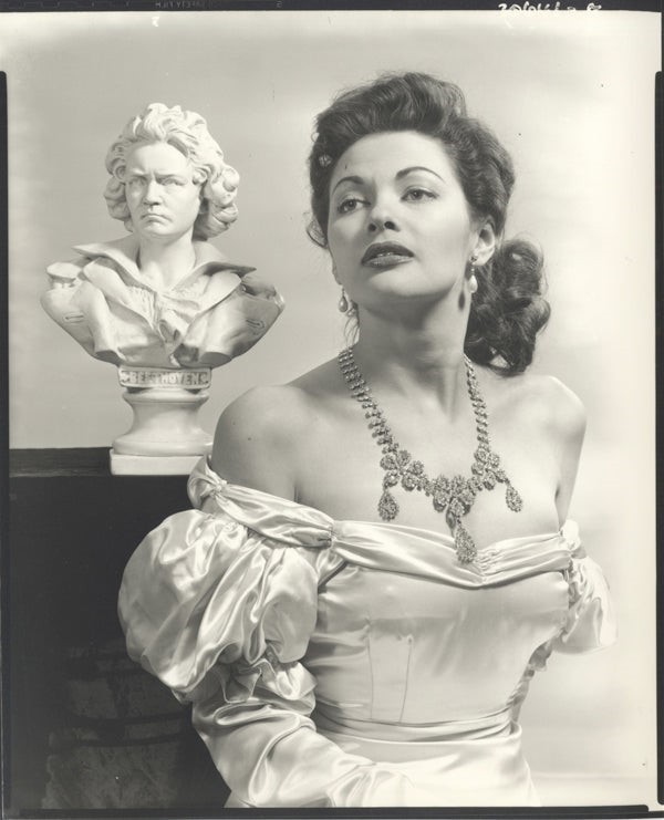Yvonne De Carlo 1940\'s Portrait Vintage 8x10 Photo posing with Beethoven Bust 