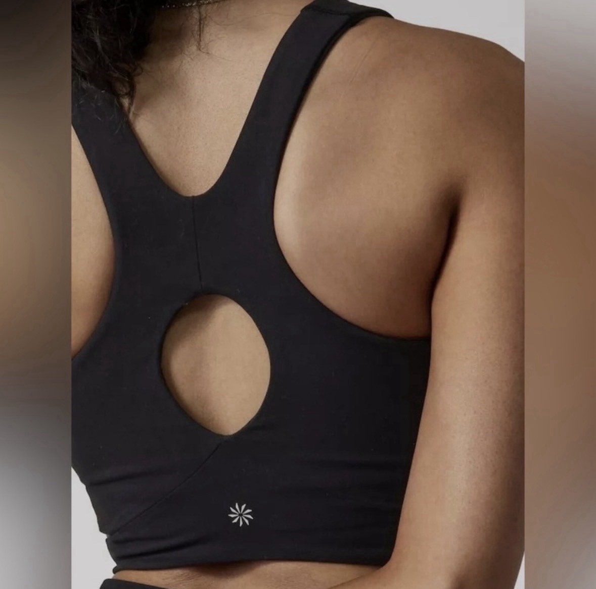 NWT Athleta Conscious Cut Out Black Crop Top Size: D -DD