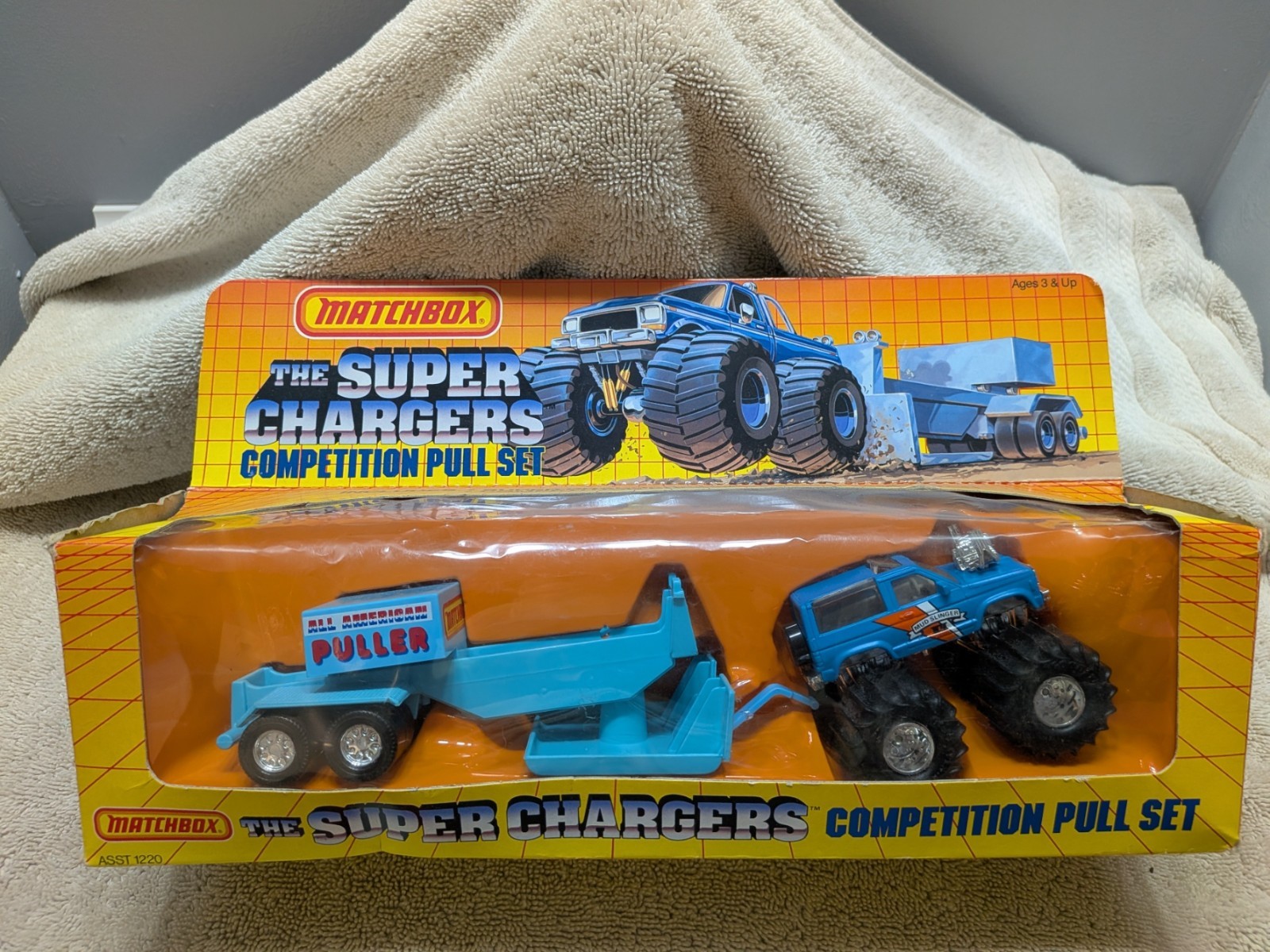 1987 Matchbox Super Chargers Ford Bronco MUD SLINGER Monster Truck Pull Set NEW