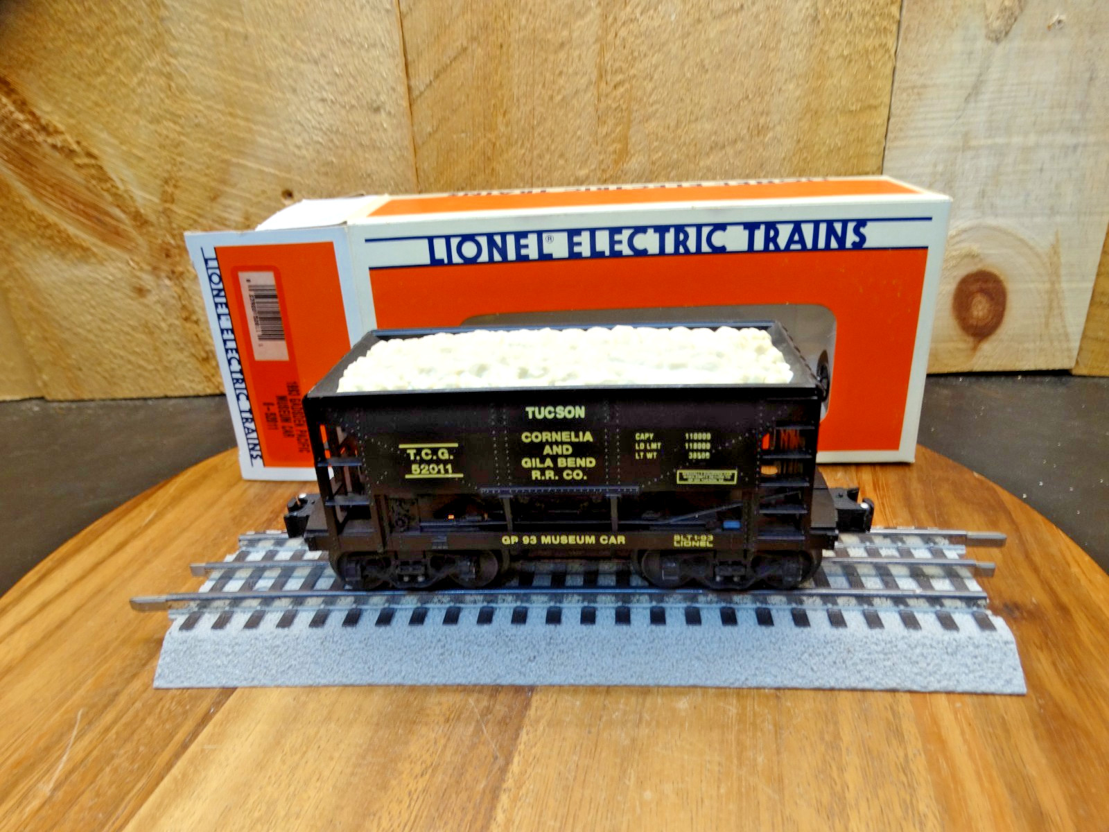 Lionel O Gauge 1993 Tucson T.C.G. 52011 GP Museum Car with Gravel Load 6-52011